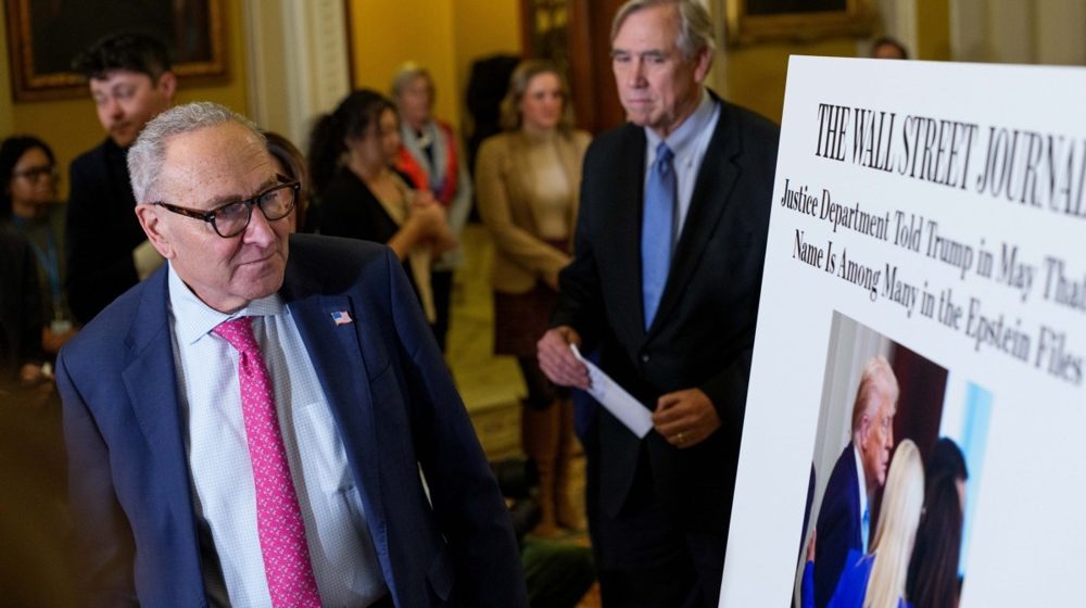 "Velika doza Klintona, upadljivo odustvo Trampa": Ministarstvo pravde SAD objavilo hiljade Epstinovih dokumenata, ali ne sve, zašto? 10