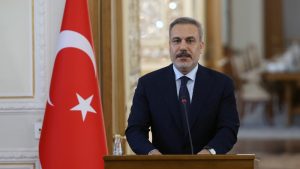 Hakan Fidan: Verujem da će Vašington ukinuti sankcije Ankari zbog ruskog oružja 27