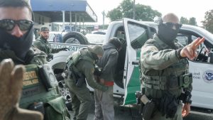 hapšenje migranata u nju orleansu