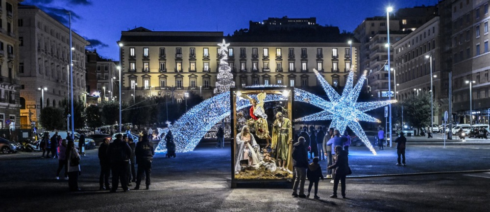 Praznične tradicije u političke svrhe: Kako je krajnja desnica "ukrala" Božić 2 Praznične tradicije u političke svrhe: Kako je krajnja desnica "ukrala" Božić 2