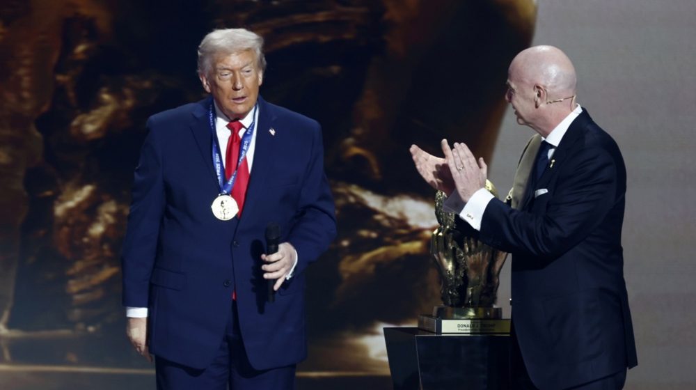 Donald Tramp i Đani Infantino