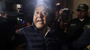 Bivšem šefu države određen pritvor od pet meseci 32