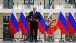 "Ne prihvataju se zahtevi za odricanje od državljanstva, a istekli pasoši se ne obnavljaju": Putin od januara sprema mere protiv Rusa u inostranstvu 1