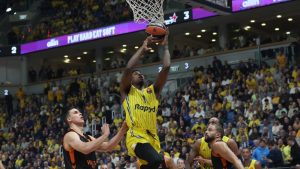 Valensija podnosi žalbu Evroligi zbog "rasističkih uvreda i verbalnog zlostavljanja Pedra Martineza" u Jerusalimu 2