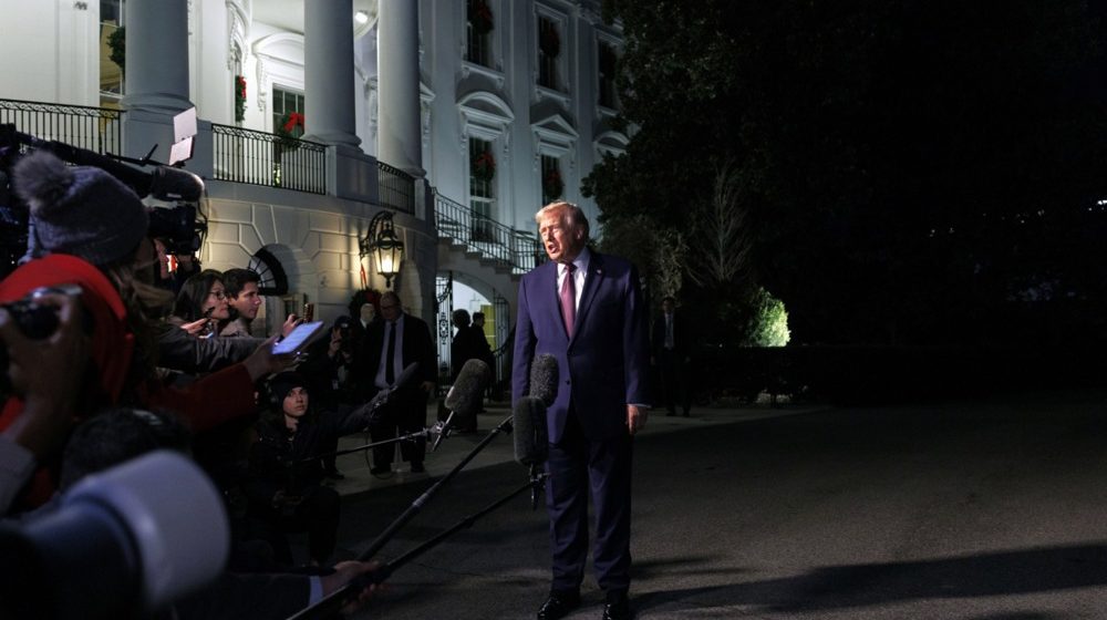 Da li će Tramp ostati bez božićnog poklona kojem se nada? 11