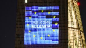 Bugarska je od danas postala 21. članica evrozone, u kojoj su zemlje Evropske unije koje kao valutu koriste evro i koje su za to morale da ispune stroge uslove Evropske centralne banke.