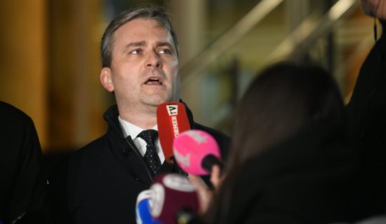 Nikola Selaković se sakrio iza Vučića i nije jedini: "Jasno je da se sve radi po nalogu velikog ćacija" 7