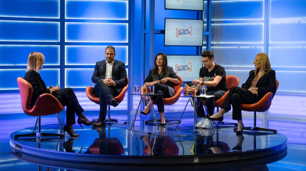 "Privođenja, prisluškivanja i pretnje – gde je granica represije?": Gosti „Utiska nedelje“ o tome koga i šta danas brani policija u Srbiji 10