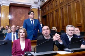 Počela sednica Skupštine: Uglješa Mrdić obrazložio svoje predloge Zakona 16
