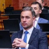 Aleksić (NPS): Macut je honorarni premijer, ne čudi što nije na sednici 7