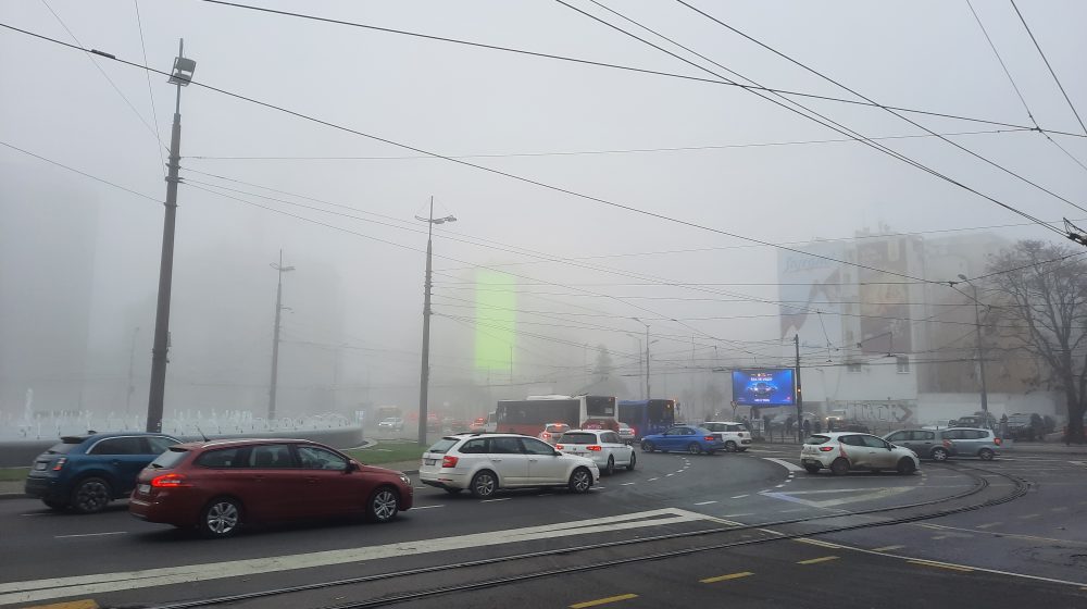 AMSS: Pojačan oprez zbog magle, bez čekanja na granicama i naplatnim rampama 7