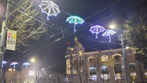 Veliki broj Beograđana u centru grada, iako nema zvaničnog dočeka Nove godine 11