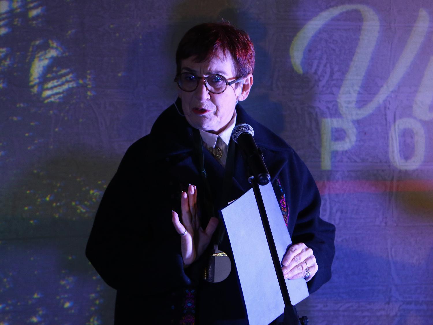 Dodeljene nagrade Vitez poziva ispred Narodnog pozorišta: "Na ulici smo, jer je ona jedino mesto gde se stoji uspravno i čuje se glas" 3 Dodeljene nagrade Vitez poziva ispred Narodnog pozorišta: "Na ulici smo, jer je ona jedino mesto gde se stoji uspravno i čuje se glas" 3