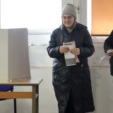 CIK Kosova: Do 11 časova glasalo 8,27 odsto birača, u šest opština problemi sa strujom 6