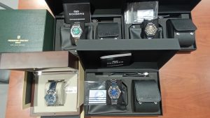 Od početka decembra na aerodromu "Nikola Tesla" zaplenjeno je sedam neprijavljenih luksuznih satova čija vrednost prelazi iznos od 92.000 evra, saopštila je Uprava carina.