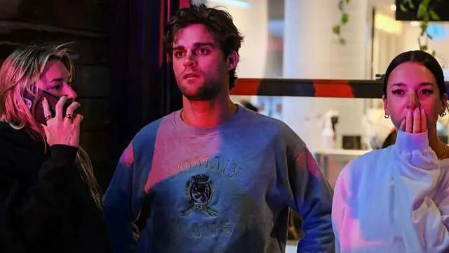 Napad na jevreje u Sidneju: 15 ubijenih, desetine ranjenih; 'Terorizam', kaže premijer Albaneze 3 Preživeli