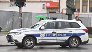 Izgoreo skupoceni automobil u Beogradu na vodi, mediji tvrde da pripada Baki Prasetu 7