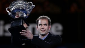 Pit Sampras je tokom karijere odigrao bezbroj sjajnih mečeva koji će ostati upamćeni među ljubiteljima belog sporta, ali je onaj iz četvrfinala Australijan opena 1995. godine, verovatno jedan od najmanje svakidašnjih u istoriji ove igre.