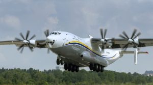 (VIDEO) Snimljen pad najvećeg ruskog vojnog transportnog aviona: Prepolovio se u vazduhu 33