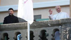 Papa smatra da je nerealno tražiti mir u Ukrajini bez pomoći Evrope 3 Volodimir Zelenski i papa Lav XIV