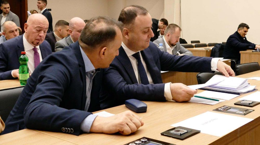 Polemike u Skupštini grada o Beogradu na vodi, parkinzima, prevozu, odluke izglasane 1