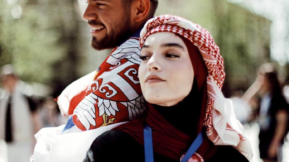 'Kobre' u odbrani u Novom Sadu, studenti Savo i Nadija: Najbolje fotografije u Srbiji za 2025. 7