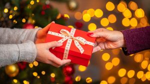 Šta da uradite ako vam se ne svidi novogodišnji poklon 16