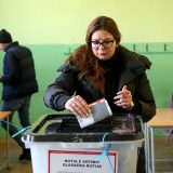 Kosovo: Mali odziv na vanrednim parlamentarnim izborima 7