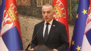 Ministar pravde Nenad Vujić, koji je po funkciji i član Visokog saveta tužilaštva (VST), ocenio je kao netačne i manipulativne navode koje je u javnosti izneo predsednik VST Branko Stamenković u vezi sa izborima za članove tog tela iz reda javnih tužilaca.