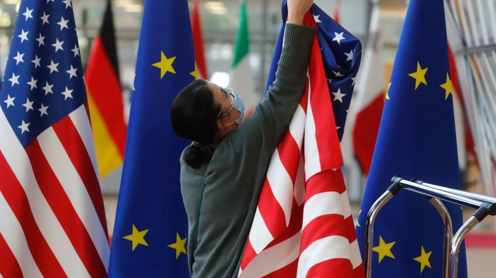 "Spremna ili ne, Evropa je prepuštena samoj sebi": Gardijan o novoj Trampovoj doktrini 10