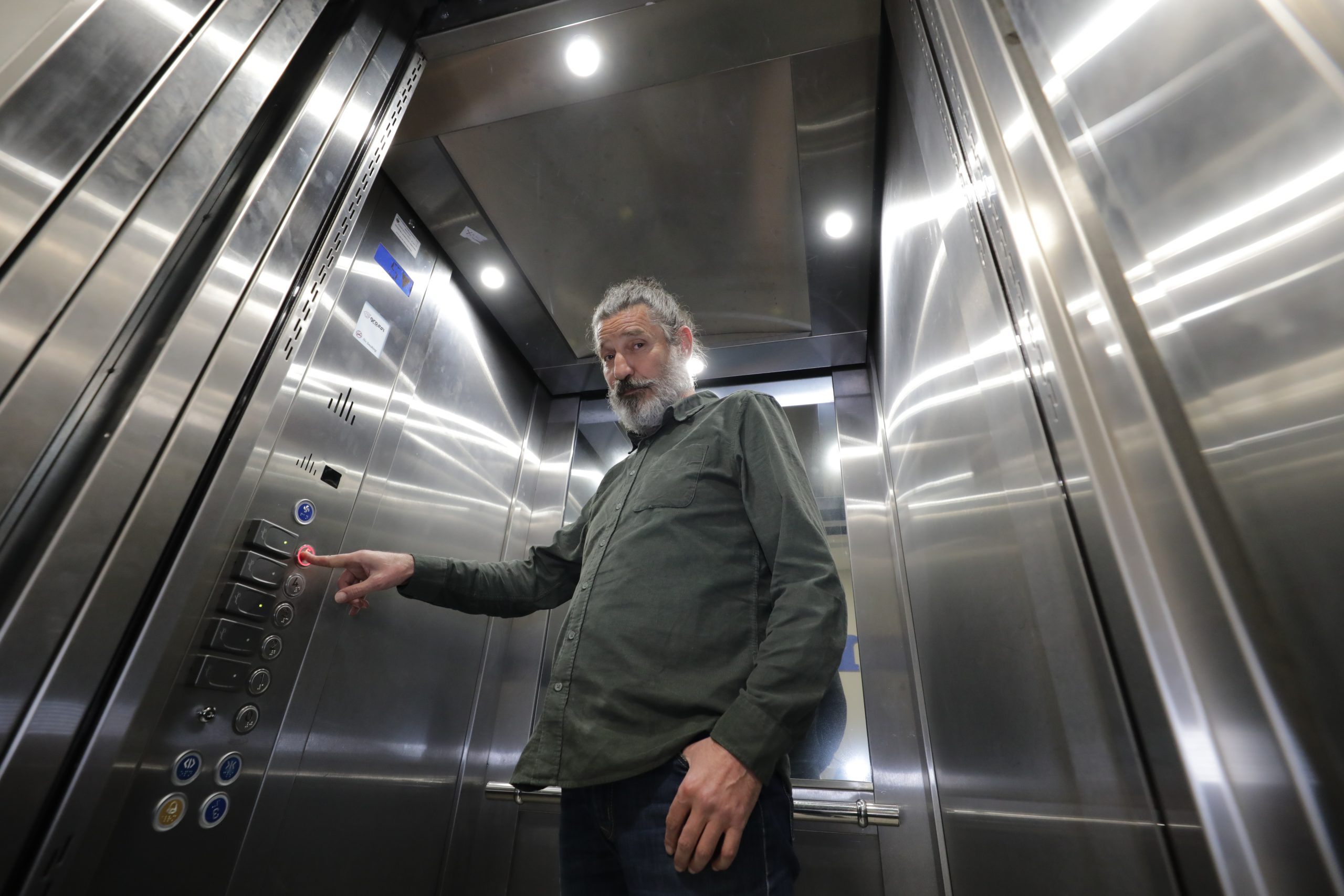 dragan gagi jovanović NOVOGODIŠNJI INTERVJU Dragan Gagi Jovanović za Danas: Meni se desio 6. oktobar 4