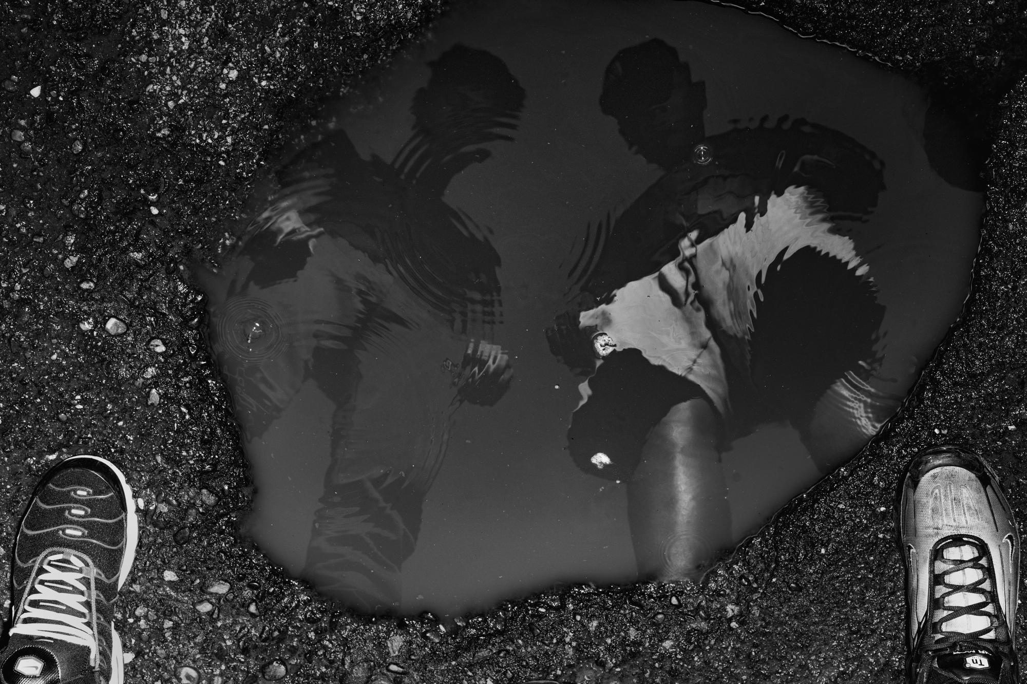 Sirov, iskren i brutalan: Milano koji do sada niste videli na izložbi fotografija italijanskog umetnika u Beogradu 2