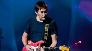 Preminuo pevač Kris Ria 2