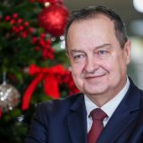 MUP će nastaviti da radi predanije: Dačić čestitao Novu godinu 5