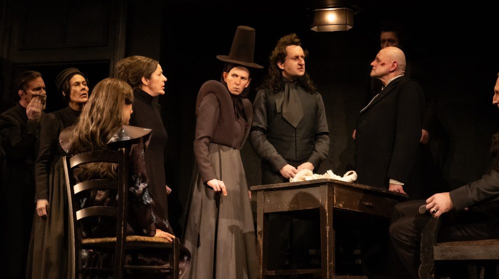 Prvi slučaj #MeToo-drame u istoriji pozorišta: Premijera "Razbijenog krčaga" Hajnriha fon Klajsta u minhenskom Rezidencteatru 1 Prvi slučaj #MeToo-drame u istoriji pozorišta: Premijera "Razbijenog krčaga" Hajnriha fon Klajsta u minhenskom Rezidencteatru 1