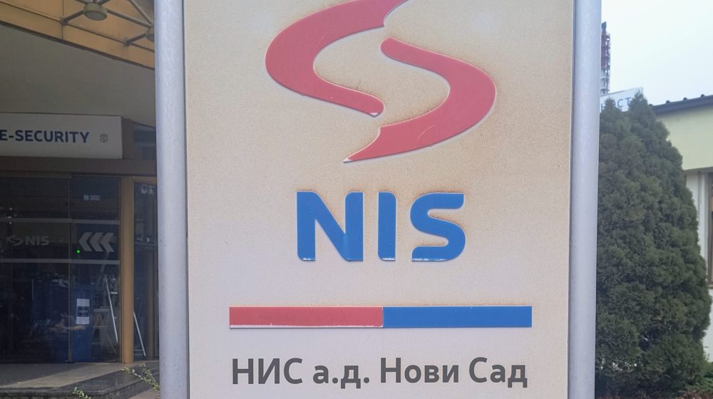 Problem neozbiljne države: Nova godina, stara neizvesnost oko NIS-a 14
