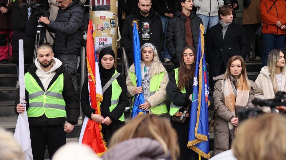 Rojters o protestu u Novom Pazaru: Srpski studenti protestuju protiv pritiska na univerzitet 10
