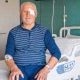 Kako je deka Gavrilo iz Pirota povratio vid u Istanbulu: Imao je tumor oka, a simptomi su izgledali kao obične smetnje vida 3