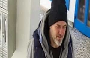 MUP pozvao građane da jave policiji ukoliko prepoznaju napadača sa Novog Beograda 7