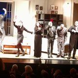 U znaku Nušića i podrške studentima: Ovacije glumačkoj ekipi "Narodnog poslanika" na premijeri u JDP 5