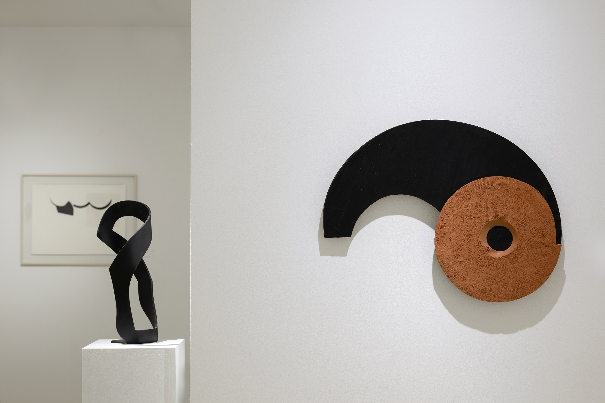 semantičke senke Otvorena izložba „Semantičke senke“ Saše Pančića u Galeriji-legatu Milice Zorić i Rodoljuba Čolakovića 2