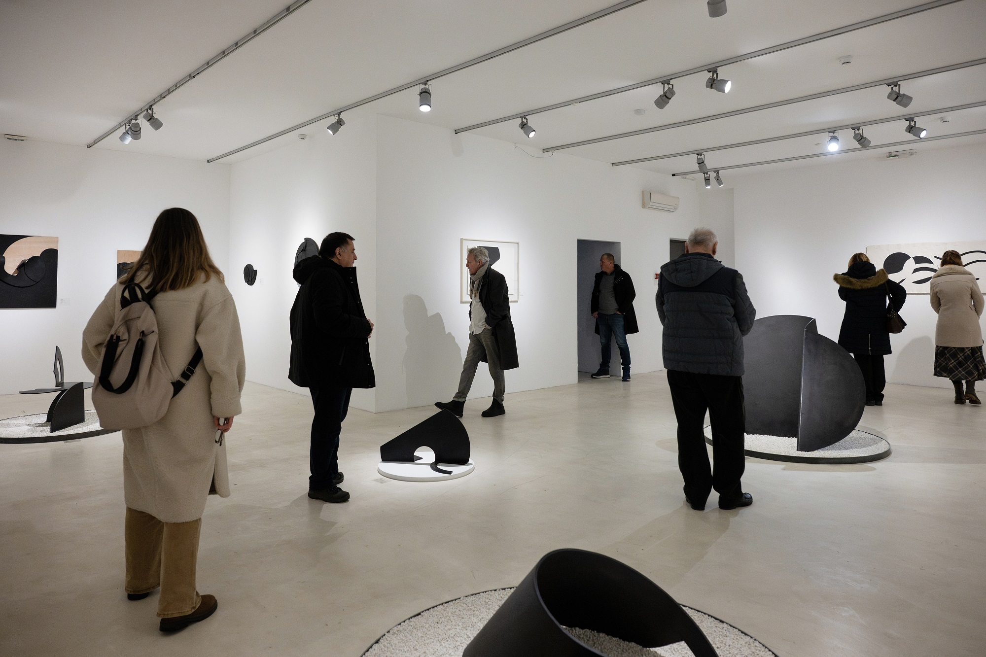 Otvorena izložba „Semantičke senke“ Saše Pančića u Galeriji-legatu Milice Zorić i Rodoljuba Čolakovića 2 Otvorena izložba „Semantičke senke“ Saše Pančića u Galeriji-legatu Milice Zorić i Rodoljuba Čolakovića 3