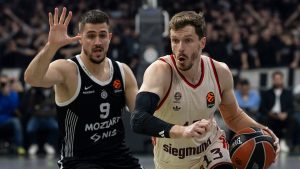 Pobeda Partizana bez Željka Obradovića: Sjajna igra crno-belih u drugom poluvremenu donela trijumf posle tri poraza u nizu 15 Pobeda Partizana bez Željka Obradovića: Sjajna igra crno-belih u drugom poluvremenu donela trijumf posle tri poraza u nizu 8