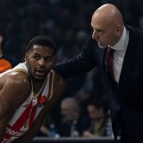 (VIDEO) Pogledajte kako Batler je jednostavno odustao u poslednjem napadu na "večitom derbiju" 8