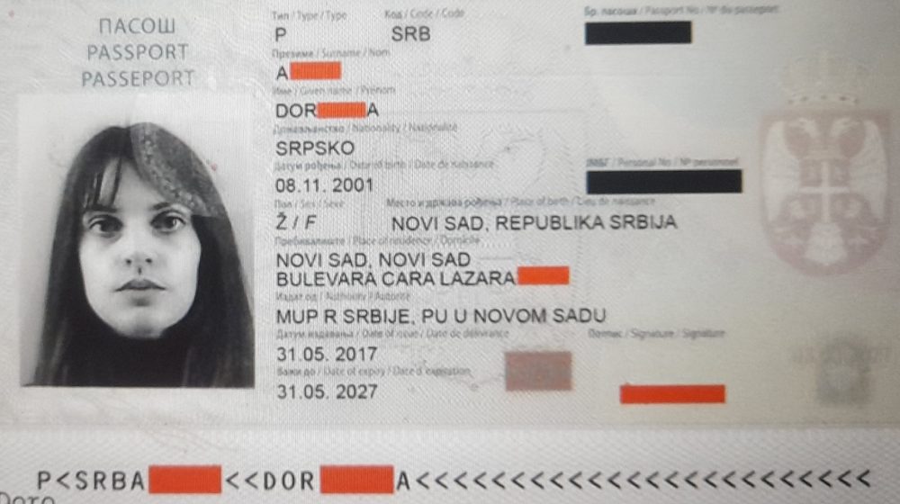 Dora, aktivistkinja sa poternice, u političkom egzilu zbog lažne optužbe: U Bitef teatru premijera prve predstave nastale u kontekstu studentskih i građanskih protesta 12