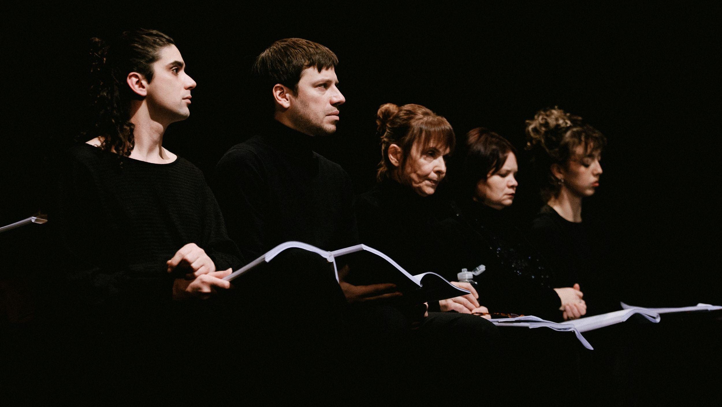 Milena Bogavac za Danas: Branili smo Bitef, ali smo izveli i javni čin podrške ženama, devojkama i devojčicama koje se suočavaju sa seksualnim i rodno zasnovanim nasiljem 2 Milena Bogavac za Danas: Branili smo Bitef, ali smo izveli i javni čin podrške ženama, devojkama i devojčicama koje se suočavaju sa seksualnim i rodno zasnovanim nasiljem 1