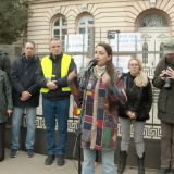Protest profesora niške gimnazije Stevan Sremac: Žrtve smo političke odmazde zbog podrške studentima 16