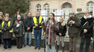 Protest profesora niške gimnazije Stevan Sremac: Žrtve smo političke odmazde zbog podrške studentima 27