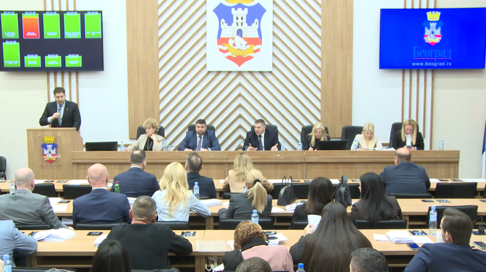 Nikodijević i opozicija o tome da li je Tajvan u nadležnosti Skupštine Beograda 11