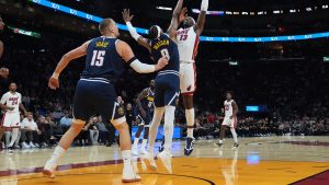 Doktor objasnio dobar, ali i katastrofalan scenario oko povrede Nikole Jokića 28